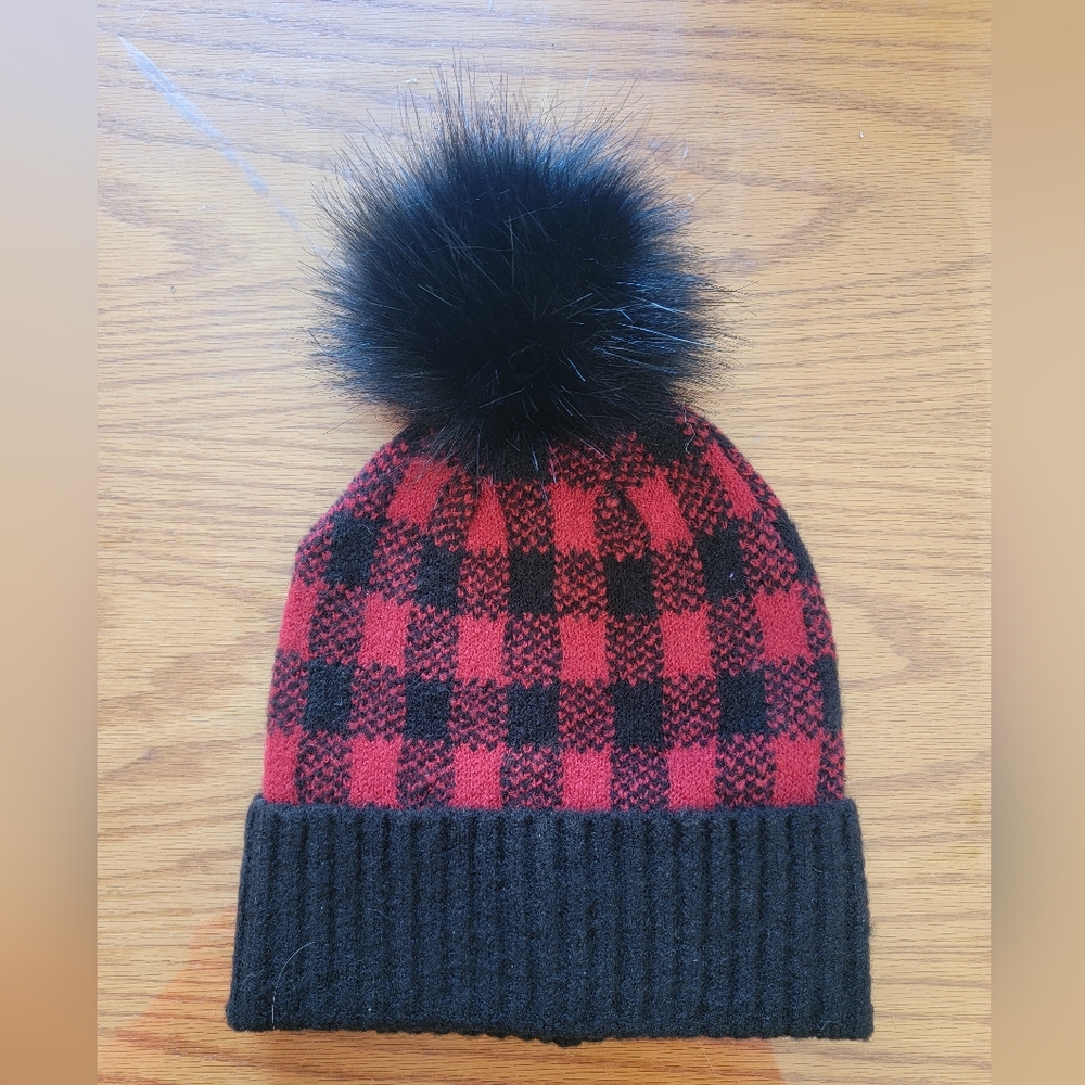 Buffalo Plaid Pom Pom Beanie